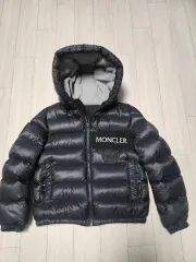 2025年最新】モンクレール 14 ダウン キッズの人気アイテム - メルカリ