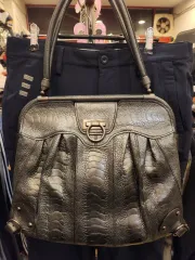 FERRAGAMO フェラガモ ショルダーバッグ