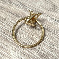 Item thumbnail for item 28aff27c-a713-48a7-b00e-1f36e17185c2