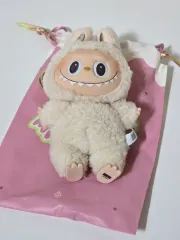 (正規品/新品) POP MART (ポップマート) Labubu(ラブブ） 익사이팅 マカロン ぬいぐるみ キーホルダー (確定/豆乳)