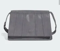 アディダス ショルダーバッグ バッグ