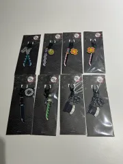 鬼滅の刃 キーホルダー 8種 新品
