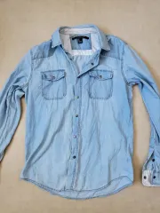 デニムシャツ