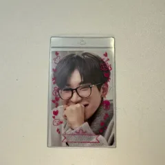 ウォヌ(WONWOO)が描いたトレカホルダー DICON 特典