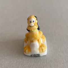 プルートのフェーブ ※ペイントロスあり/ディズニー/フランス雑貨/陶器ミニチュア/ブロカント/ヴィンテージ/蚤の市/幸運の小さな陶器