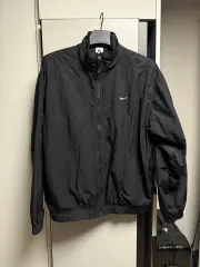 ナイキ ウィンドブレーカー NRG スウッシュ ウーブン トラック ジャケット ブラック M
