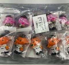 サトちゃん&サトコちゃん 貯金箱レッドソックスver. - メルカリ