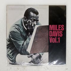 Item thumbnail for item cba7947d-86e1-4c79-910b-aa16ef3bf84d