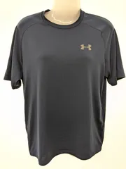【アンダーアーマー】半袖 Tシャツ 黒　S