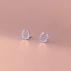 シルバー925 キュービックジルコニア CZダイヤ 馬蹄 スタッド ピアス 縁起物 レディース メンズ 開運 アクセサリー 馬  午 午年 シルバー 2026年