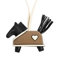 HERMES エルメス チャーム ロベオクールPM