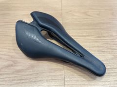 Bianchi VELOMANN MITORA 139 CARBON サドル - メルカリ