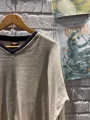 古着　大きいサイズ　長袖　ロンT　Vネック　ベージュ