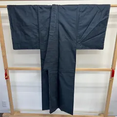 男着物 本場大島紬 正絹 散らし亀甲 泥藍染め 袷 着物 MK-2738