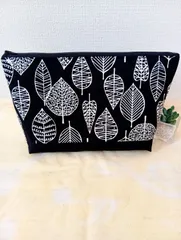 オムツポーチ(北欧リーフブラック×ブラック)
