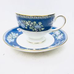 美品】ウェッジウッド ブルーサイアム カップ・ソーサー 金彩 黒壺