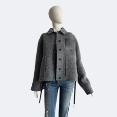 2025年最新】ロエベ LOEWE レザージャケットの人気アイテム - メルカリ