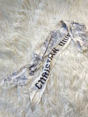 Item thumbnail for item e6cb276d-2c81-44e0-b35d-9403628fc40c