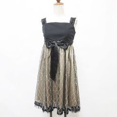 Item thumbnail for item b7627cd4-72a9-48a0-88de-2383d369a6f9