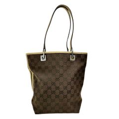 FENDI/フェンディ】7N0078 クラッチバッグ レザー グレー/レッド