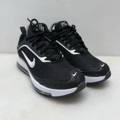 (240)ナイキ スニーカー エアマックスAP ブラック