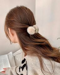 Item thumbnail for item edae59bf-1b24-48a7-b943-80280c31e5b4