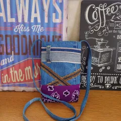 156☆USEDデニムリメイク☆スマホショルダーバッグ☆ポシェット☆ジーパンリメイク☆
