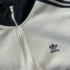 正規品 アディダス ジャージ 新品