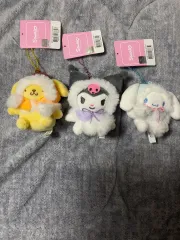 新品 サンリオ ケープ キーホルダー ぬいぐるみ セット (ポムポムプリン クロミ シナモロール)