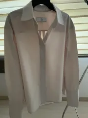 SIE ベージュ シャツ