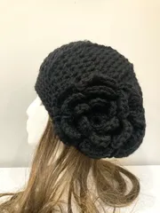 ハンドメイド　ブラック　ベレー帽　ニット帽　ビーニー