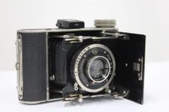 Item thumbnail for item b2ca2d42-bb72-4ff9-bcd5-c2509729ff1a