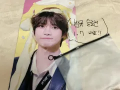 1 3に**出品**)**ボムギュ** **スローガン** **出品** **トゥ** **TOMORROW X TOGETHER(TXT)** **ボムギュ**