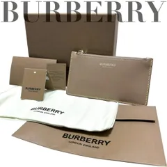 ☆★希少★Burberry　バーバリー★フラグメントケース　箱付き　カード付き　保存袋　ベージュ★♯1986