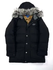 アディダス ブラック フード ファー ダウン アウター