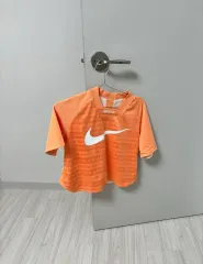 ナイキ リバーシブル Tシャツ