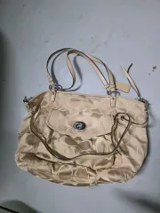 COACH シグネチャー ショルダーバッグ ベージュ