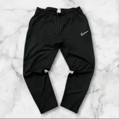 ナイキ ドライフィット トレーニングパンツ 36