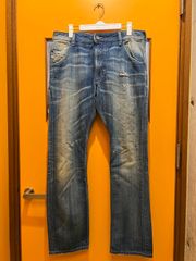 Item thumbnail for item c03f78b3-f9d6-443e-a09a-63d3e7c73def