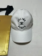 2026年最新】CELINE キャップの人気アイテム - メルカリ