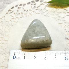 【E17262】 翡翠 ミャンマー産 ヒスイ ひすい ジェード タンブル 磨き石 天然石 パワーストーン