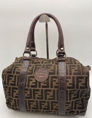 Fendi ボストンバッグ 50×30×17 小旅行などに フェンディ - メルカリ