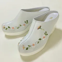 疲れない 刺繍スポンジミュールヒール約7.5ｃｍ白梅 サンダル パンプス  ローヒール レディース■mule-15-s【送料無料】【履きやすい】【かわいい】【ミュール】【チマチョゴリ】【レディース】