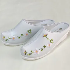 疲れない 刺繍スポンジミュールヒール約5ｃｍ白梅 サンダル パンプス  ローヒール レディース ■mule-16-s【送料無料】【履きやすい】【かわいい】【ミュール】【チマチョゴリ】【レディース】