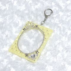 Item thumbnail for item 9abcc1aa-4581-4652-8b32-ea33201780b3