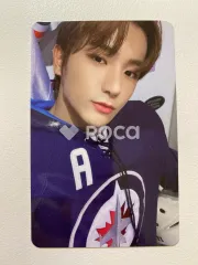 THE BOYZ ヒョンジェ 2022 Season’s Greetings Athlete Club EVERLINE