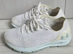 アンダーアーマー HOVR スニーカー 白 250mm