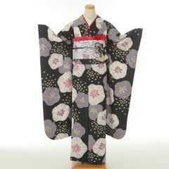 ゆりのはな　本振袖セット（着物+長襦袢+帯）　黒地にバラの花柄　正絹　I801 振袖セット 黒モダン 振袖 7点セット Sサイズ シルバーゆり薔薇帯