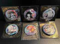 ワンピース　バースデイ缶バッジ　6種セット ( 光月おでん ＆ ジュラキュール・ミホーク & スモーカー & ネフェルタリ・ビビ & マルコ & サボ  )