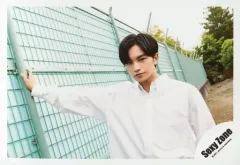 【中古】生写真(ジャニーズ) Sexy Zone/中島健人/横型・上半身/シングル「夏のハイドレンジア」MVオフショット/公式生写真